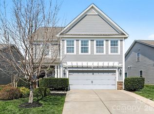 9124 Inverness Bay Rd, Charlotte, NC 28278