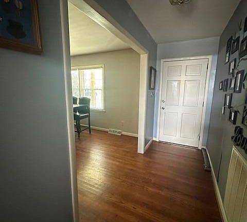 3rd image of 3916 Riviera Drive