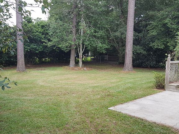 Large Back Yard with Deck