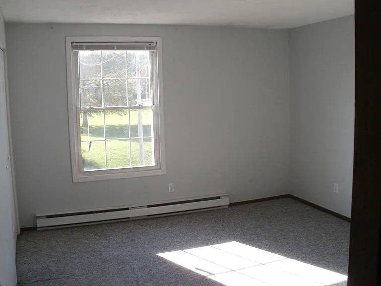 619 Ekastown Rd — Photo 6
