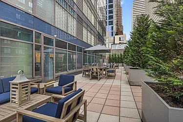 Rented by R New York