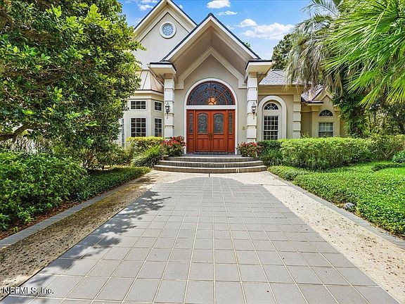 2nd image of 8037 PEBBLE CREEK Lane