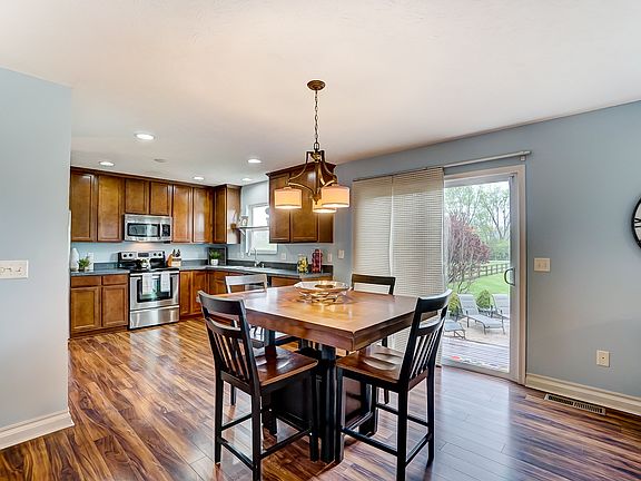4th image of 173 Shanda Dr
