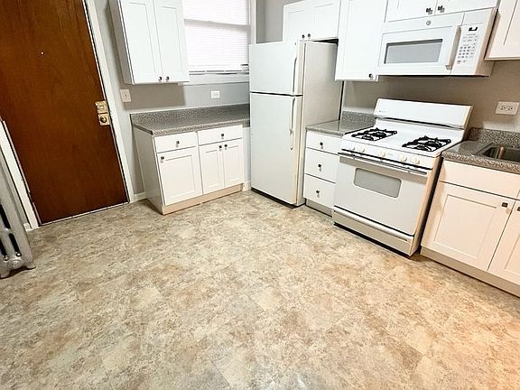 5th image of 5700 W Washington Blvd #62