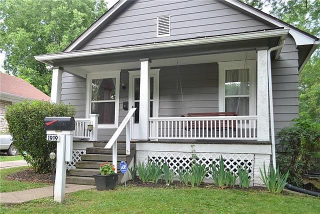 1st image of 1919 S Norton Ave