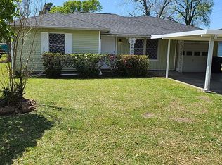 4739 Bellaire Ave, Groves, TX 77619