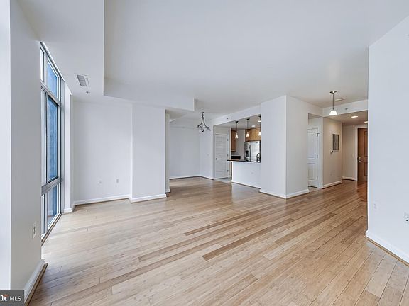 2nd image of 11990 Market St Unit 306