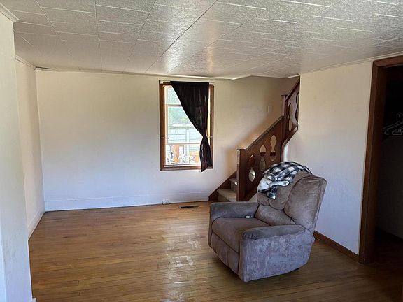 5th image of 314 Vliet STREET