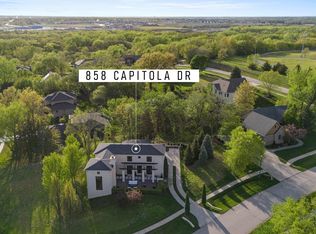 858 Capitola Dr, Lincoln, NE 68512