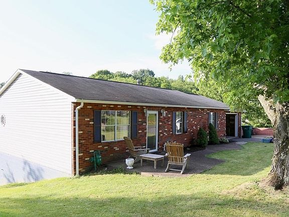 2nd image of 1903 Alexandria Dr