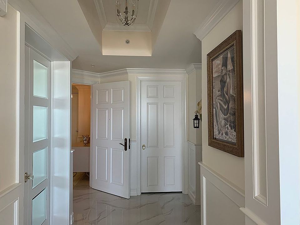 1st image of 85 Avenue De La Mer Unit 302