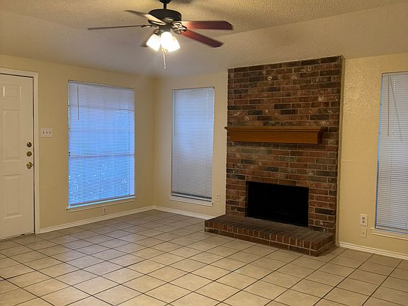 2nd image of 4520 Halyard Ct