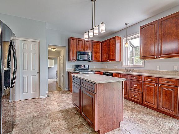 2nd image of 7260 California Ln