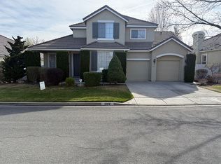 1094 Waverly Dr, Reno, NV 89519