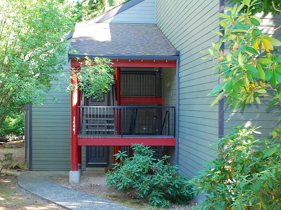 1st image of 14647 NE 31st St APT A