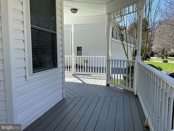 3rd image of 5 Victoria Green Ct