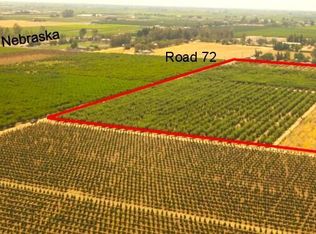 42682 Rd 72, Dinuba, CA 93618