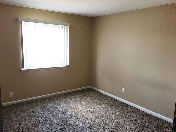4th image of 939 James St APT 3