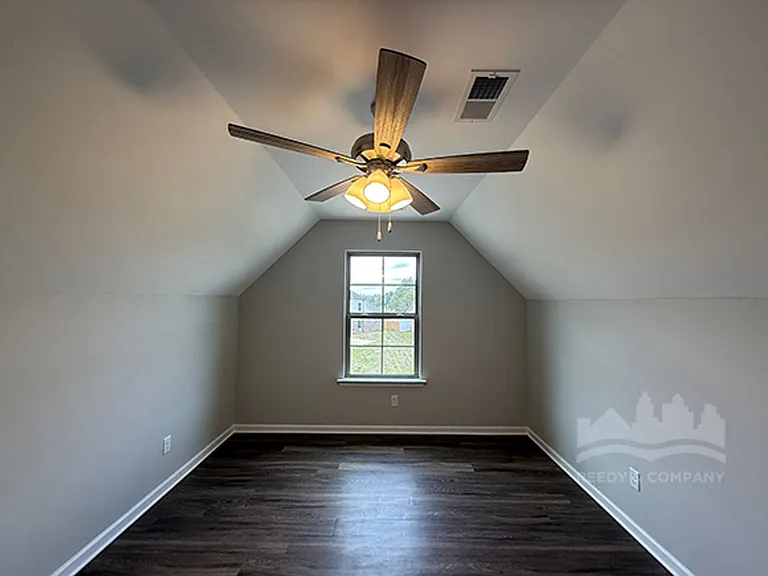480 Maple St — Photo 19