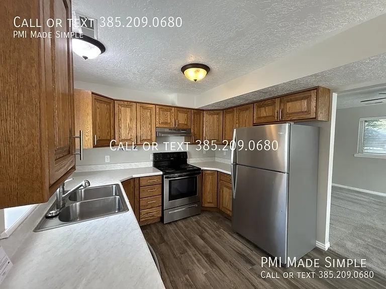 1791 Garden Dr — Photo 2