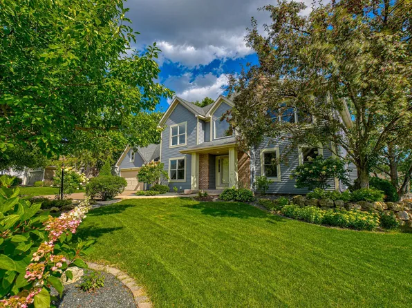 7891 Bristol Rd, Woodbury, MN 55125