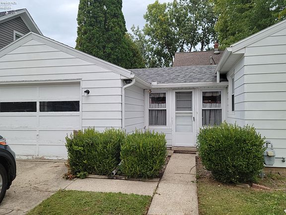 3rd image of 322 S Wood St