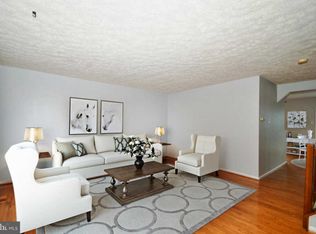 10 Hobb Ct, Perry Hall, MD 21128