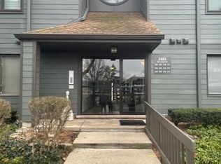 2465 Riverside Dr APT 111, Trenton, MI 48183