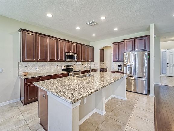 5th image of 11526 Palmetto Pine St