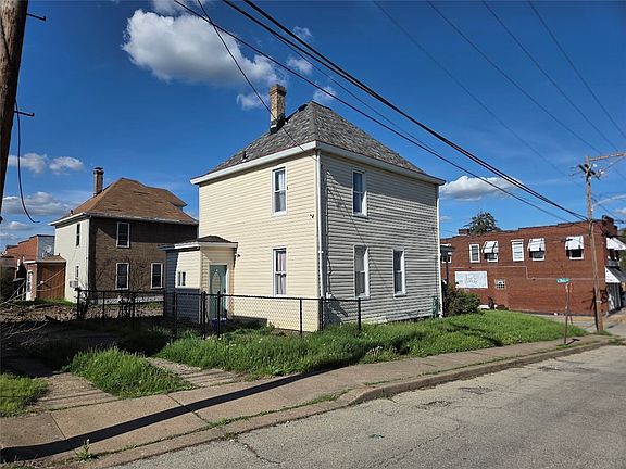3rd image of 735 S 14th St