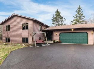 317 S Ugstad Rd, Duluth, MN 55810