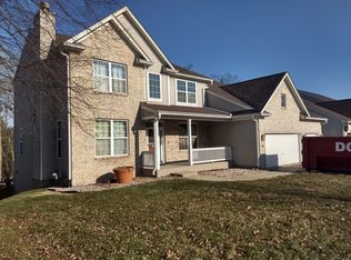 490 Rosewood Dr, Carpentersville, IL