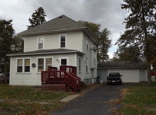 355 E Center St, Sheldon, IL 60966