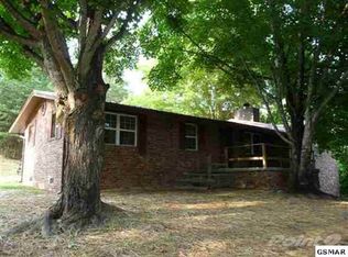 1704 Walker Trl, Sevierville, TN 37876