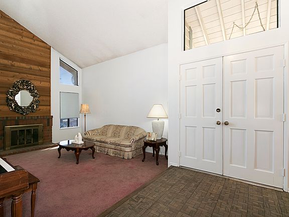 5th image of 2720 S Walker Ave