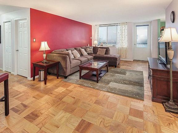 Living room 2