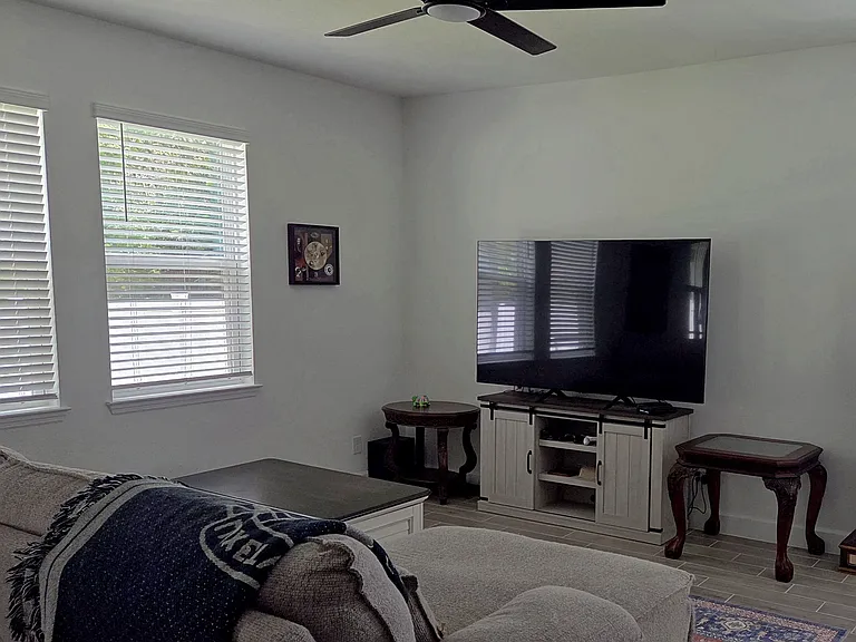 8025 Colby Cir — Photo 5