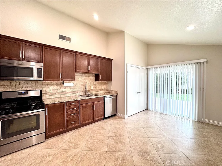 27651 Soltero — Photo 11