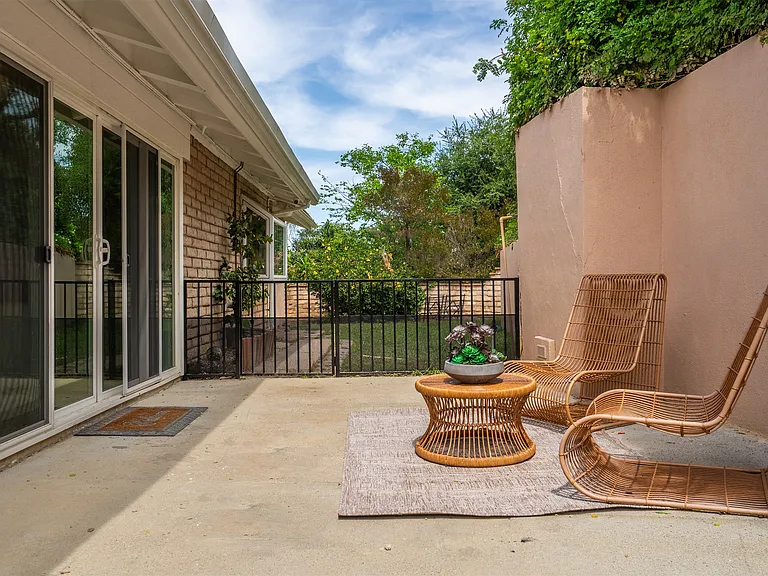 3160 Sepulveda Blvd — Photo 33