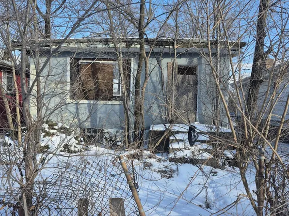 2333 Connecticut St, Gary, IN 46407