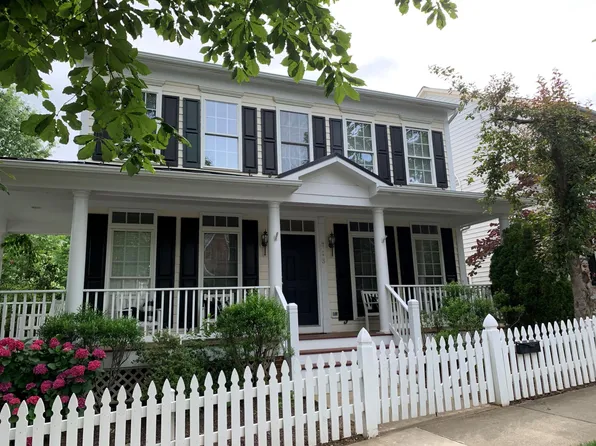 713 Market St E, Gaithersburg, MD 20878