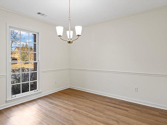 3rd image of 7233 Germanshire Oaks Cv