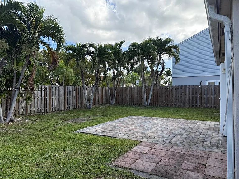 12695 SW 144th Ter — Photo 21