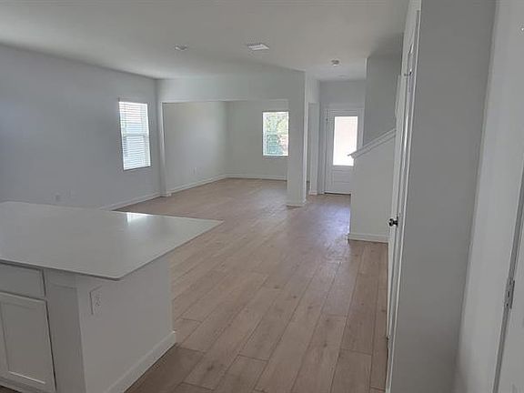 5th image of 5117 Marlberry Ct