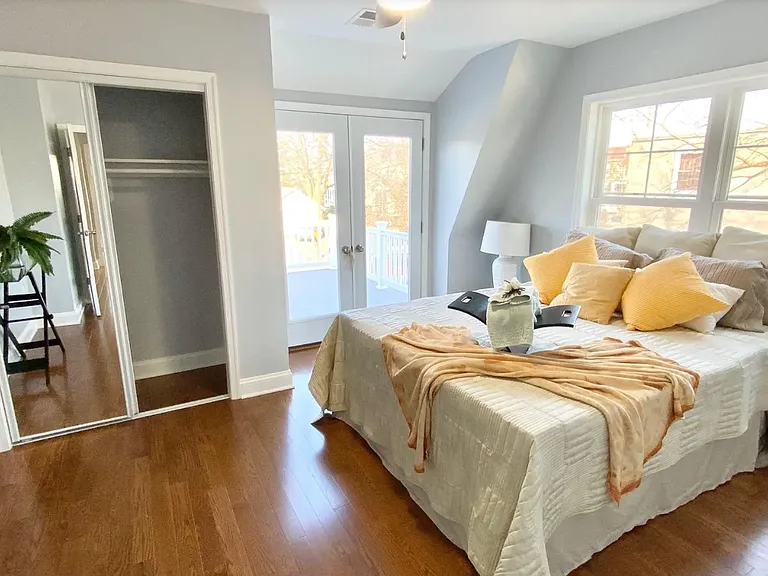 1318 Ingraham St NW — Photo 25