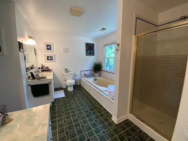 18608 Woodway Dr — Photo 12