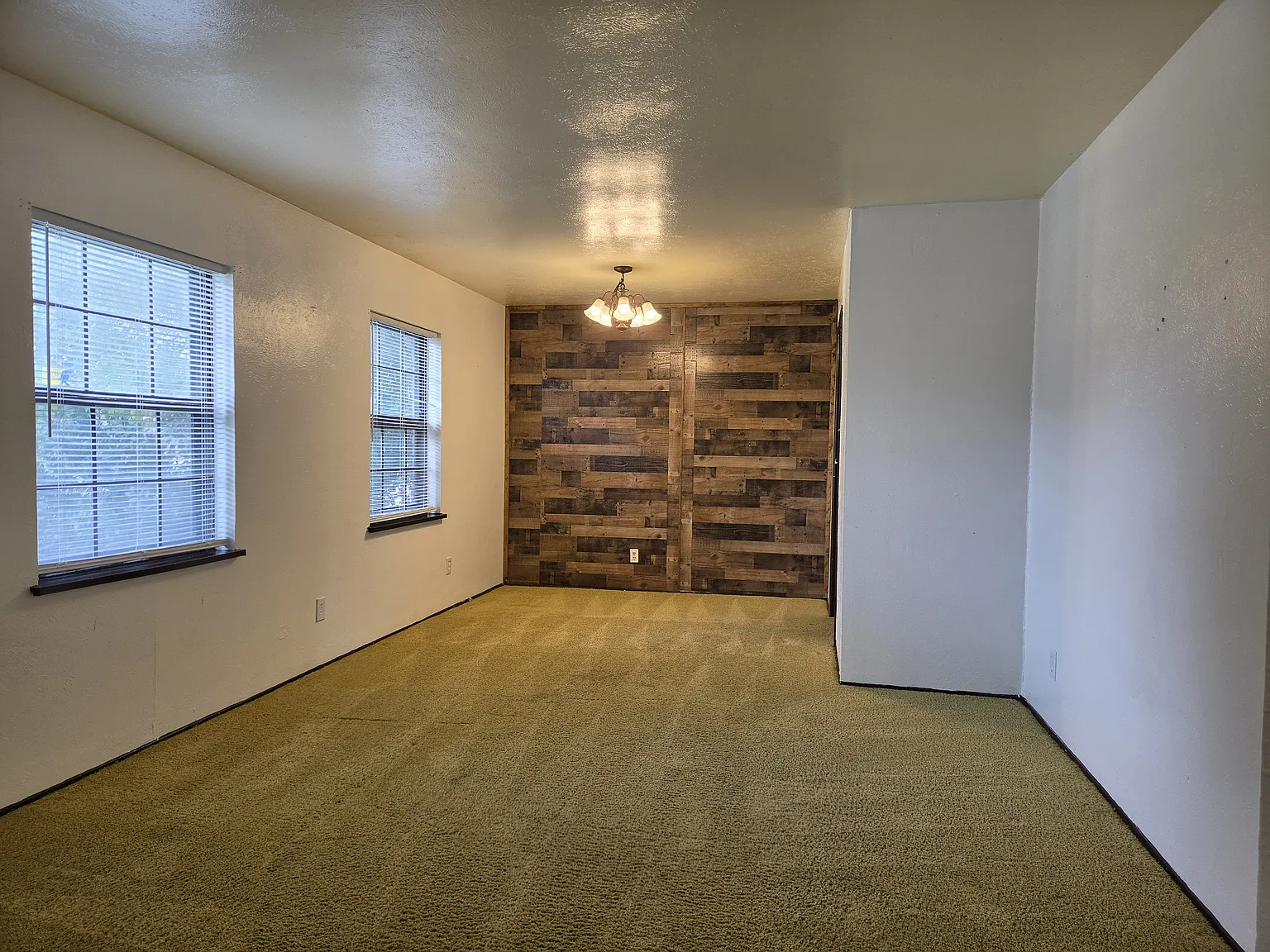 3 bed, 1791 sqft, $1,995 — Photo 4