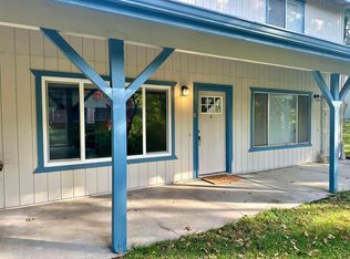 816 Carmen Dr #1-B-1, Mount Shasta, CA 96067