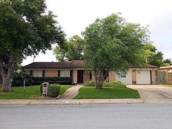 1st image of 2408 Louis Place Ave.