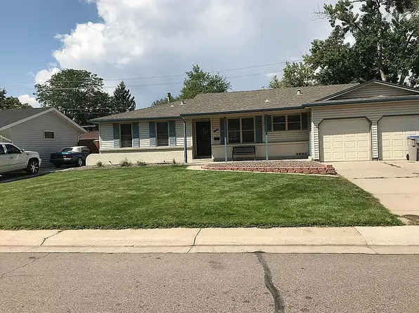 1749 S Flower St, Lakewood, CO 80232